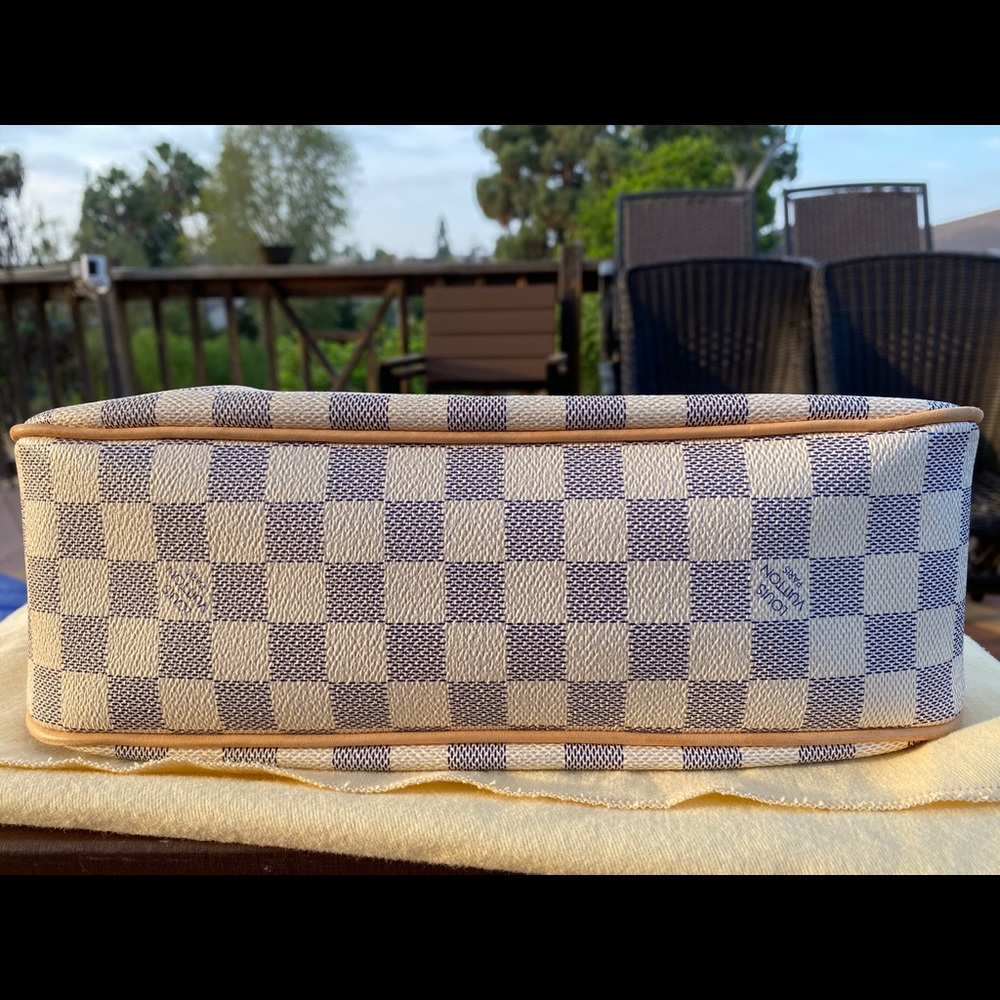 Louis Vuitton Siracusa PM - Picture 8 of 17